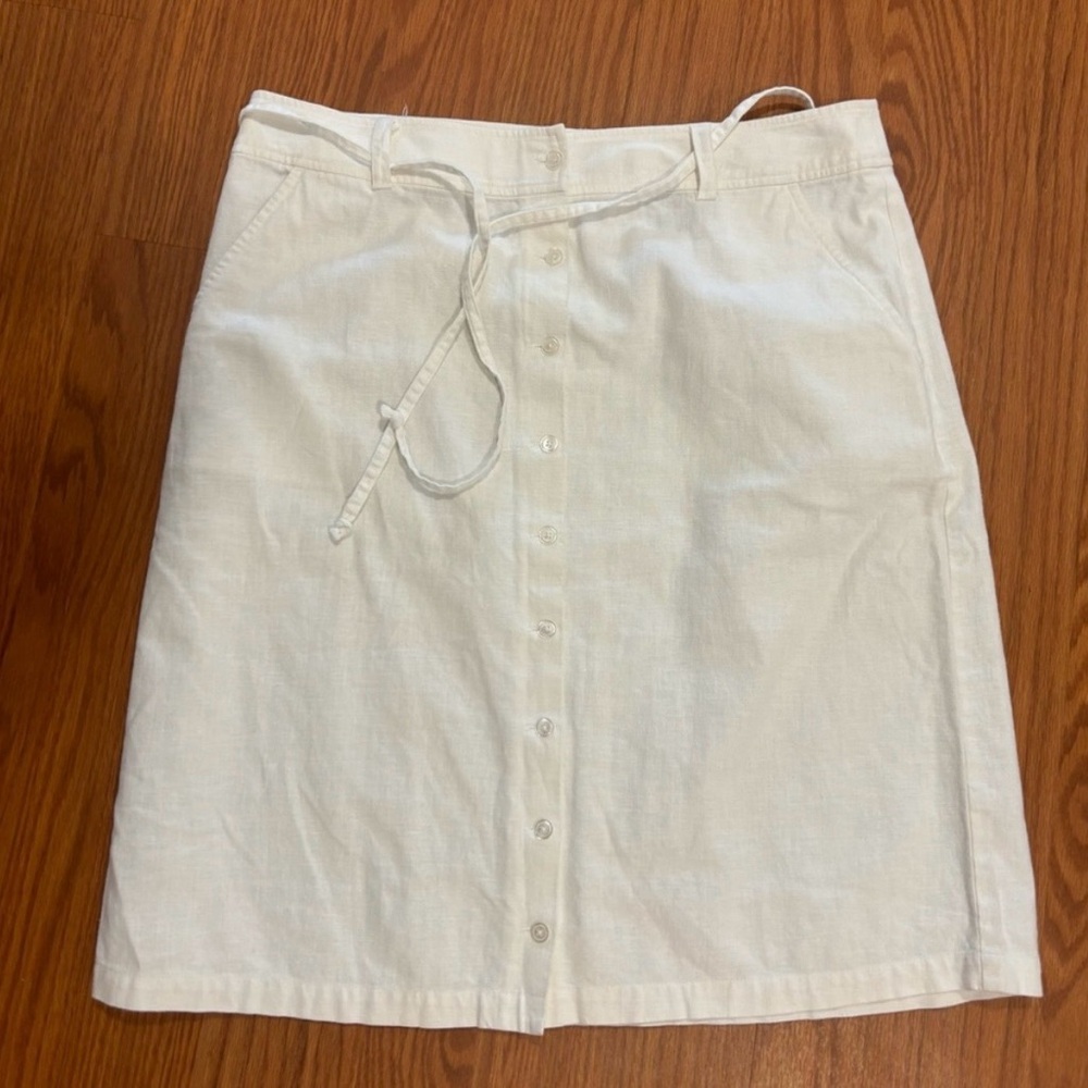 Eddie Bauer White Button-Front Women's Skirt linen/cotton  Size 14